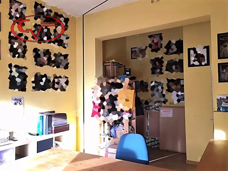 Immagine 9 di Negozio in vendita  in viale diaz a Montevarchi
