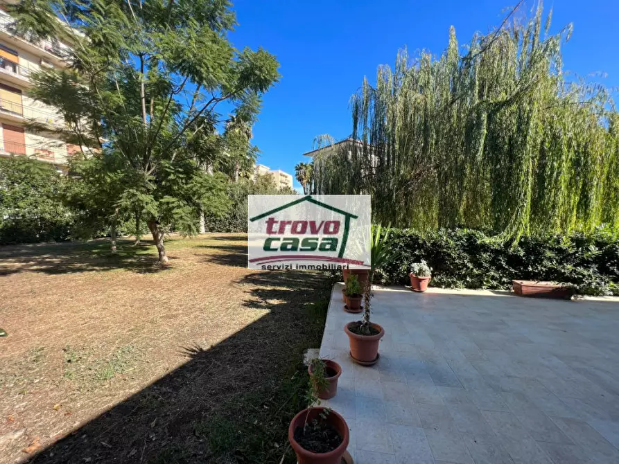 Immagine 3 di Villa in vendita  in viale scala greca 326 a Siracusa