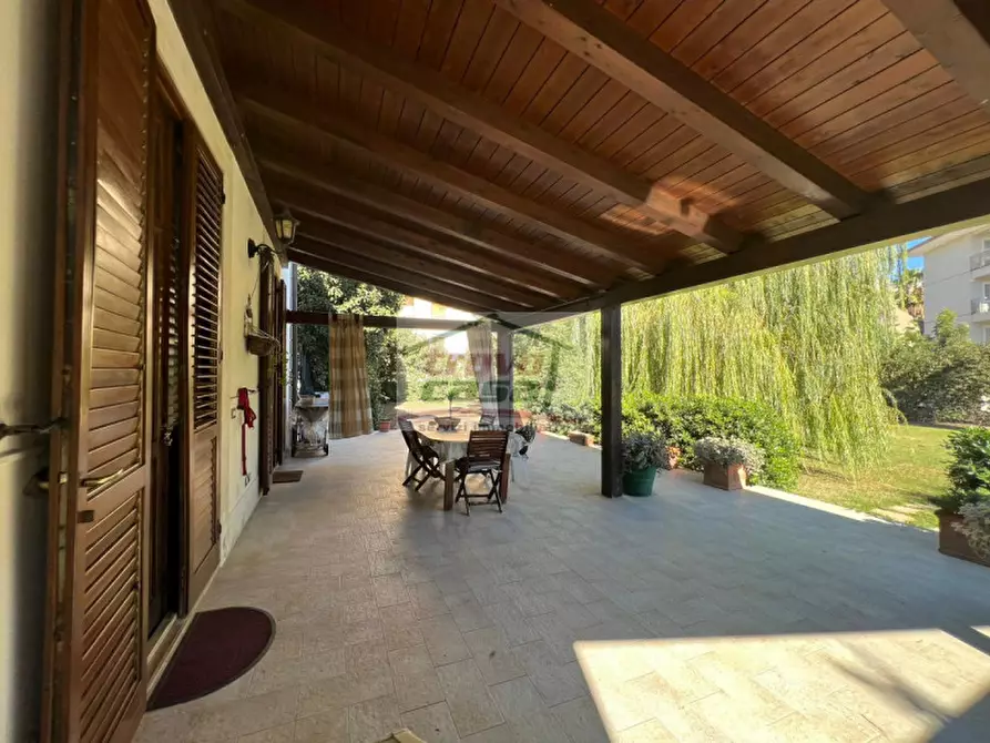 Immagine 5 di Villa in vendita  in viale scala greca 326 a Siracusa