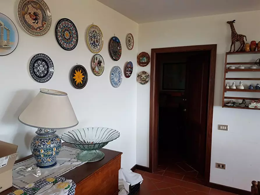 Immagine 6 di Villa in vendita  in strada della Pieve a Pesaro