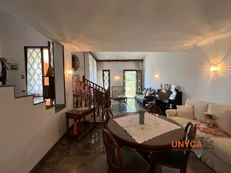 Immagine 1 di Casa bifamiliare in vendita  a Selvazzano Dentro