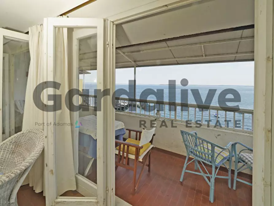 Immagine 5 di Appartamento in vendita  in Via Giovanni Pascoli a Manerba Del Garda