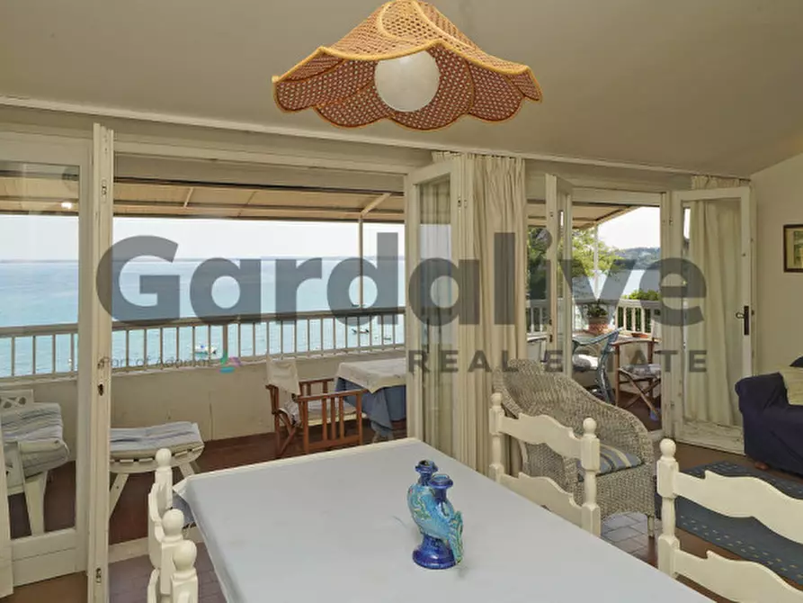 Immagine 8 di Appartamento in vendita  in Via Giovanni Pascoli a Manerba Del Garda