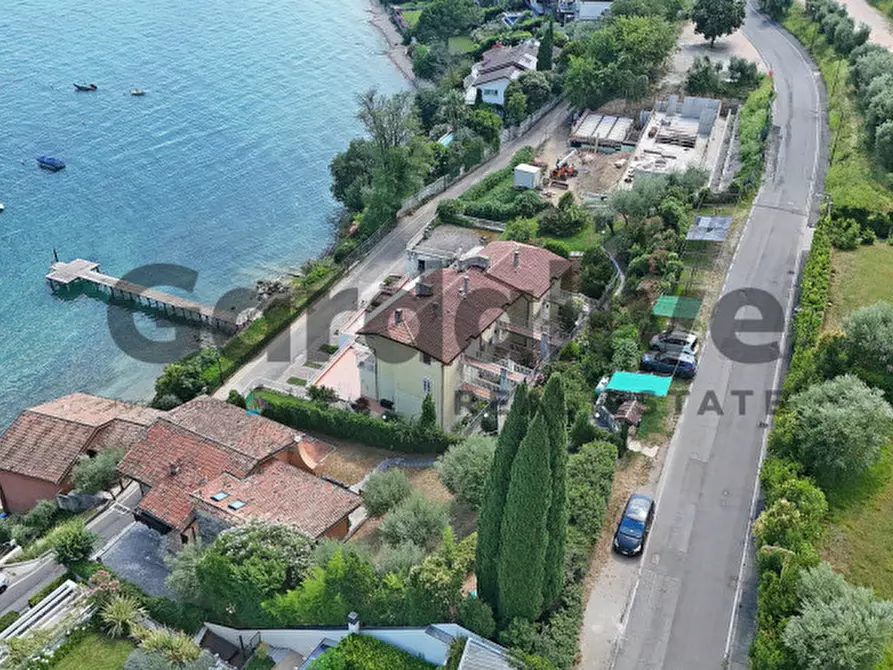 Immagine 39 di Appartamento in vendita  in Via Giovanni Pascoli a Manerba Del Garda