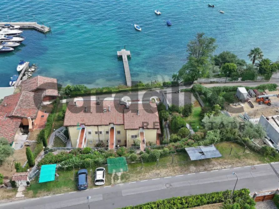 Immagine 42 di Appartamento in vendita  in Via Giovanni Pascoli a Manerba Del Garda