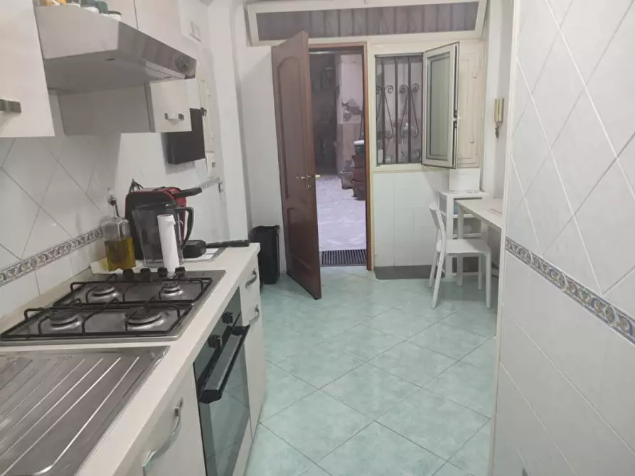 Immagine 14 di Appartamento in affitto  in Largo Banchi Nuovi a Napoli