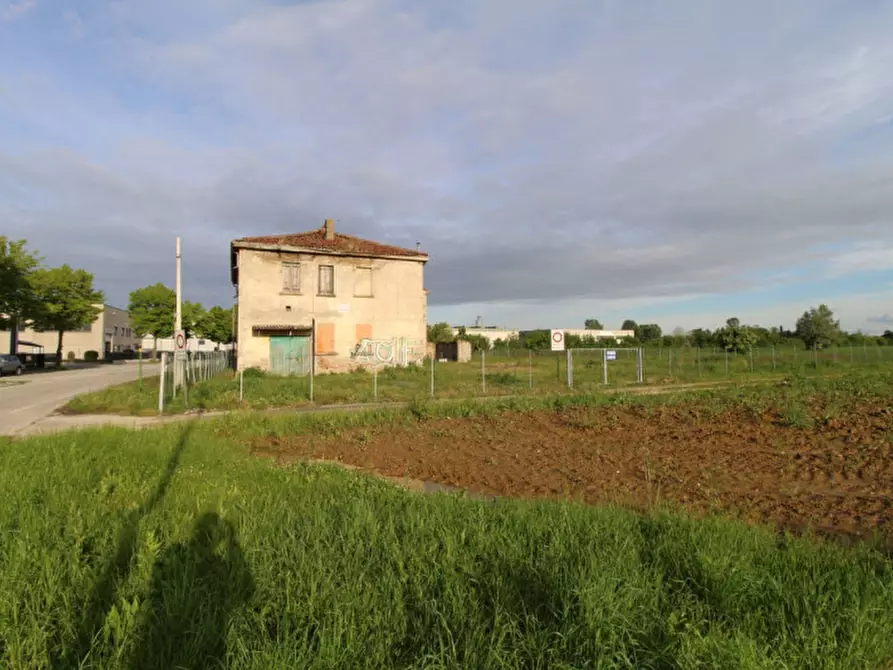 Immagine 10 di Rustico / casale in vendita  in Via Penghe a Selvazzano Dentro