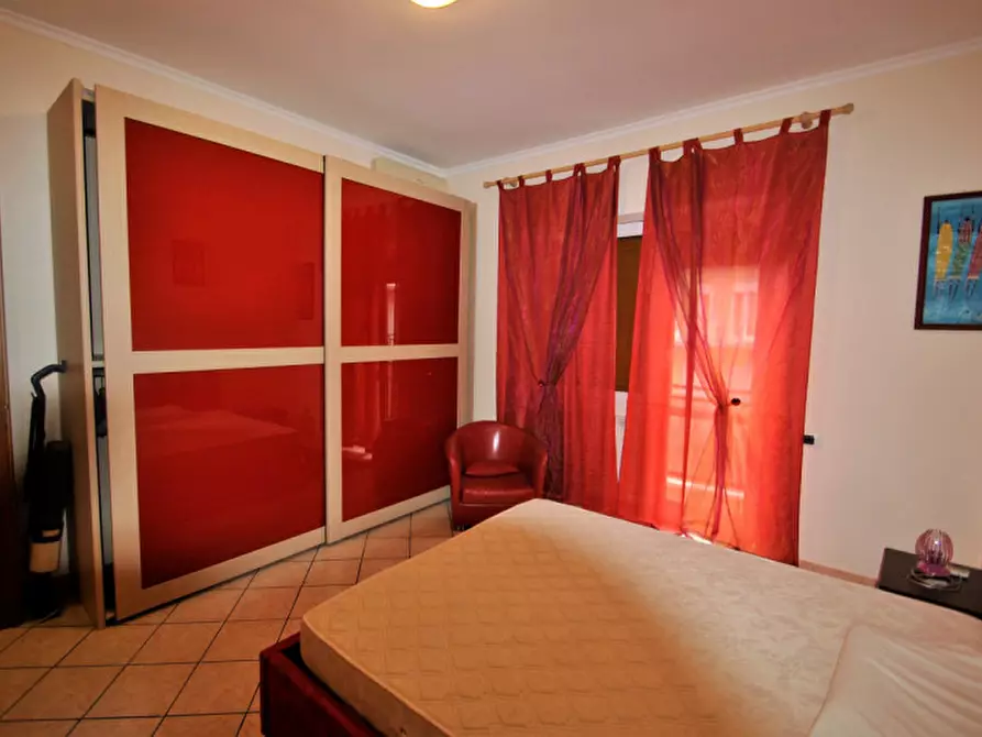 Immagine 14 di Appartamento in affitto  in Via dei Buonvisi a Roma