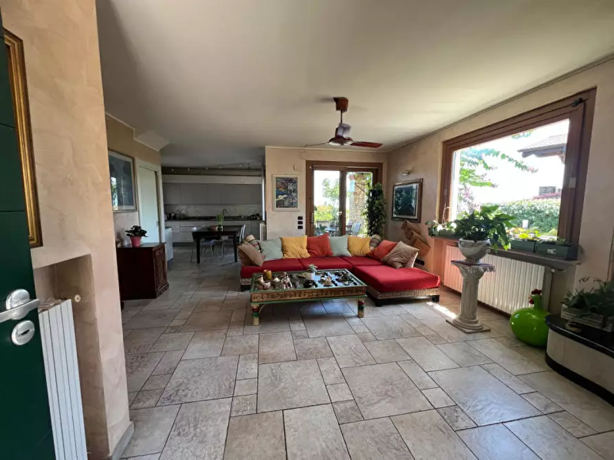 Immagine 14 di Villa in vendita  in Via Rosario a Polpenazze Del Garda