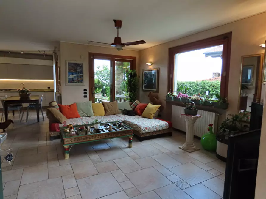Immagine 14 di Villa in vendita  in Via Rosario a Polpenazze Del Garda