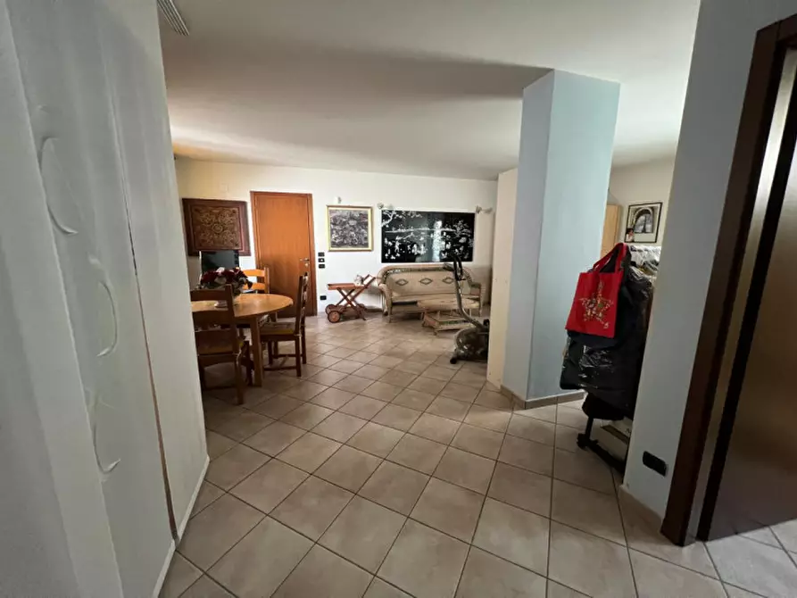 Immagine 25 di Villa in vendita  in Via Rosario a Polpenazze Del Garda