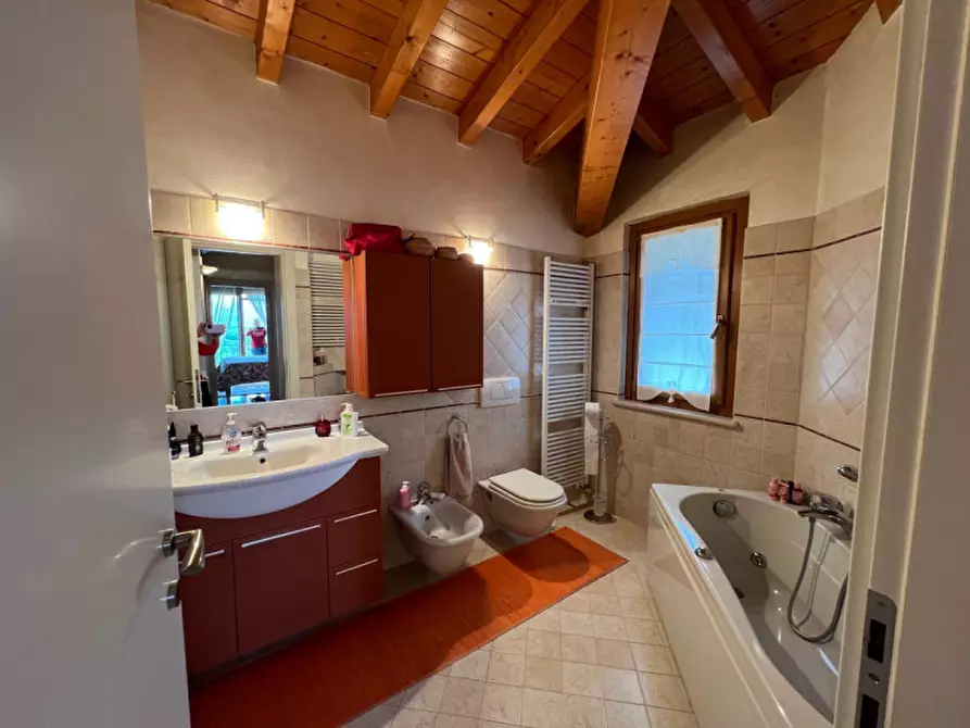 Immagine 28 di Villa in vendita  in Via Rosario a Polpenazze Del Garda