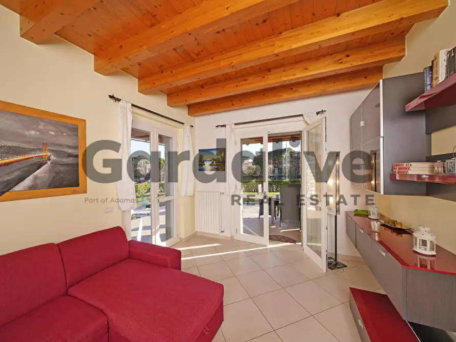 Immagine 19 di Villa in vendita  a Moniga Del Garda