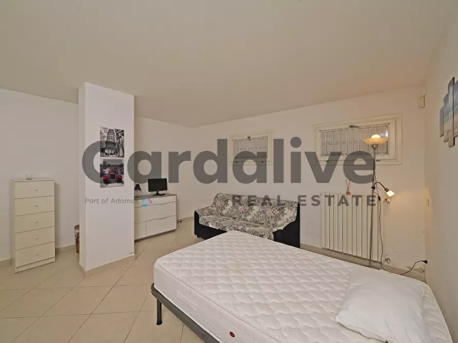 Immagine 29 di Villa in vendita  a Moniga Del Garda