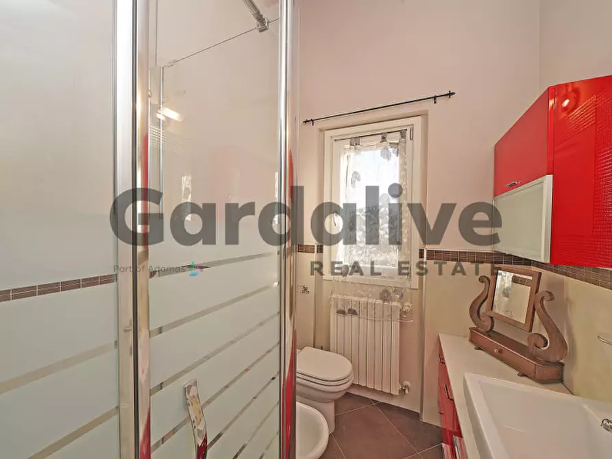 Immagine 33 di Villa in vendita  a Moniga Del Garda