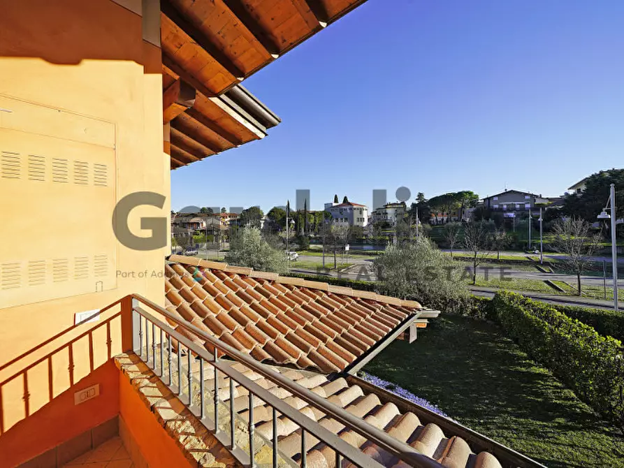 Immagine 37 di Villa in vendita  a Moniga Del Garda