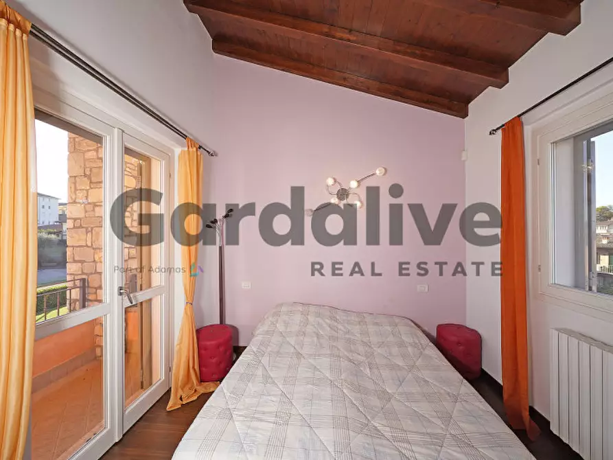 Immagine 38 di Villa in vendita  a Moniga Del Garda