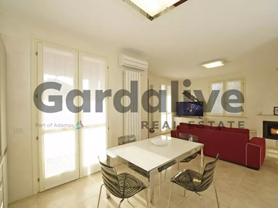 Immagine 6 di Casa bifamiliare in vendita  in via Pieve Vecchia a Manerba Del Garda