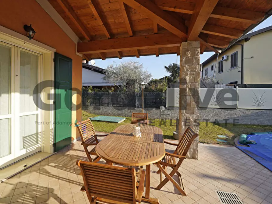 Immagine 8 di Casa bifamiliare in vendita  in via Pieve Vecchia a Manerba Del Garda