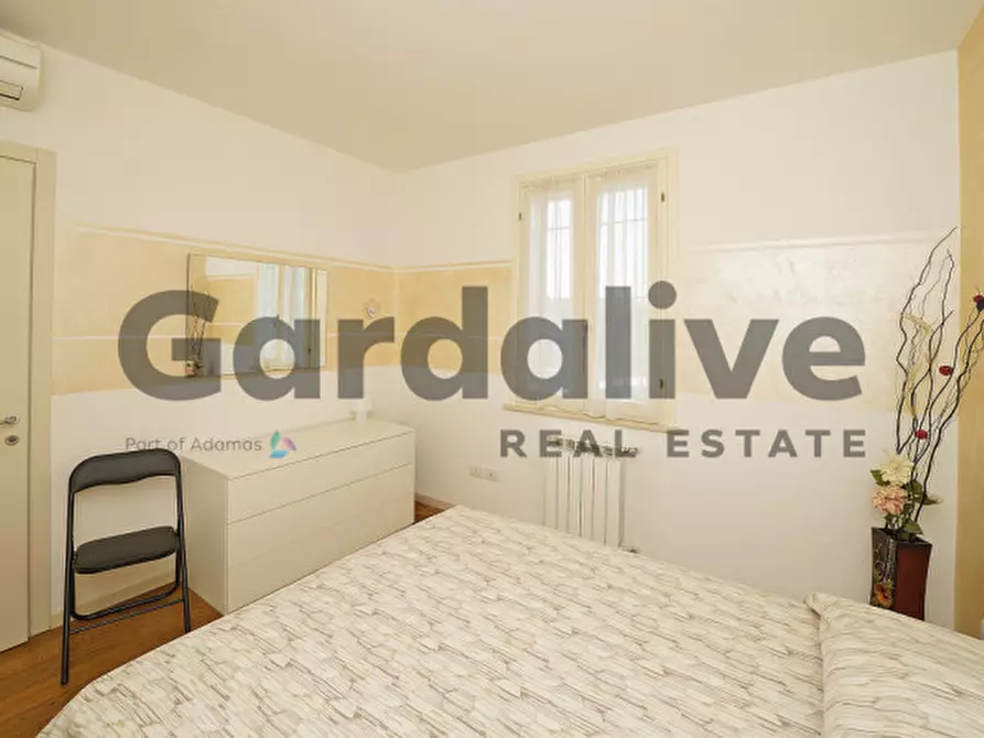 Immagine 15 di Casa bifamiliare in vendita  in via Pieve Vecchia a Manerba Del Garda