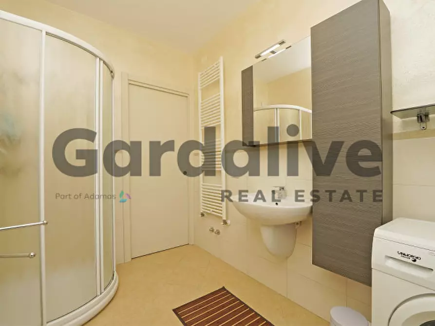 Immagine 19 di Casa bifamiliare in vendita  in via Pieve Vecchia a Manerba Del Garda