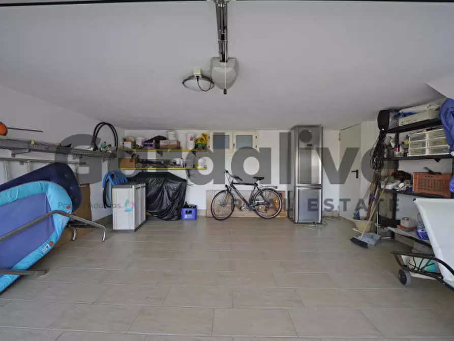 Immagine 21 di Casa bifamiliare in vendita  in via Pieve Vecchia a Manerba Del Garda