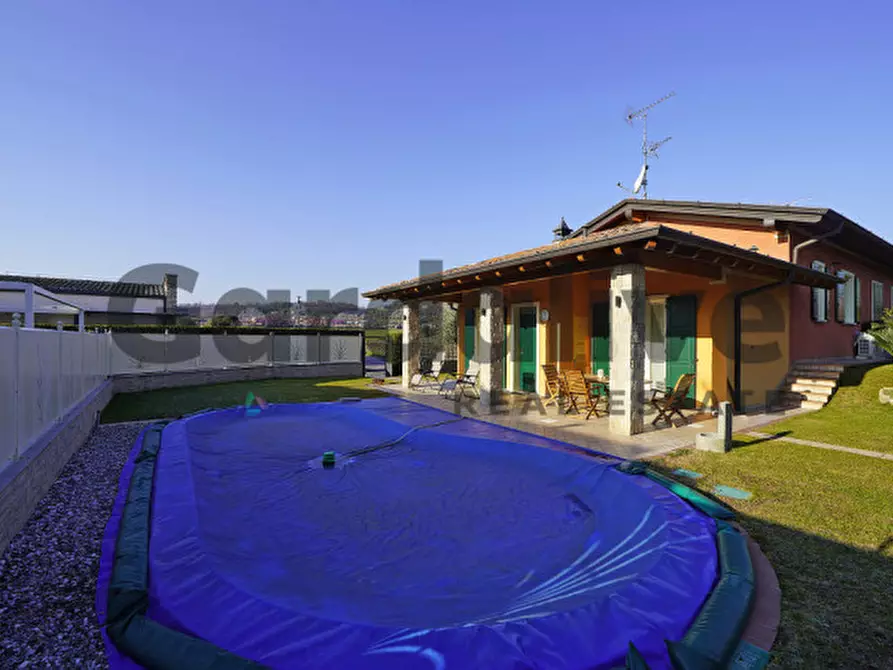 Immagine 23 di Casa bifamiliare in vendita  in via Pieve Vecchia a Manerba Del Garda