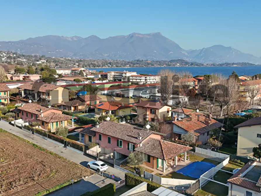 Immagine 28 di Casa bifamiliare in vendita  in via Pieve Vecchia a Manerba Del Garda