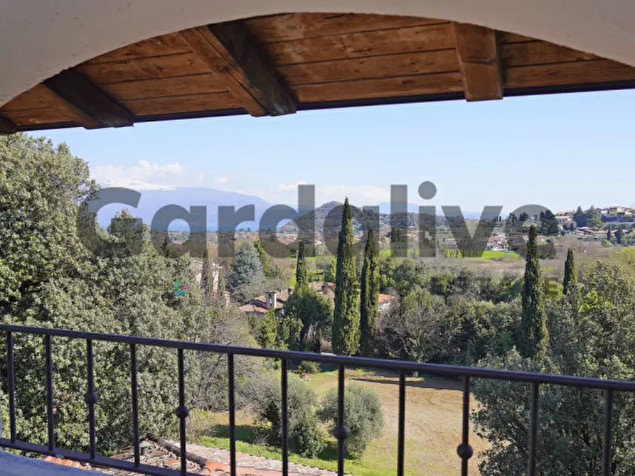 Immagine 2 di Appartamento in vendita  in Via Guglielmo Marconi a Manerba Del Garda