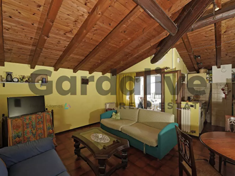 Immagine 3 di Appartamento in vendita  in Via Guglielmo Marconi a Manerba Del Garda