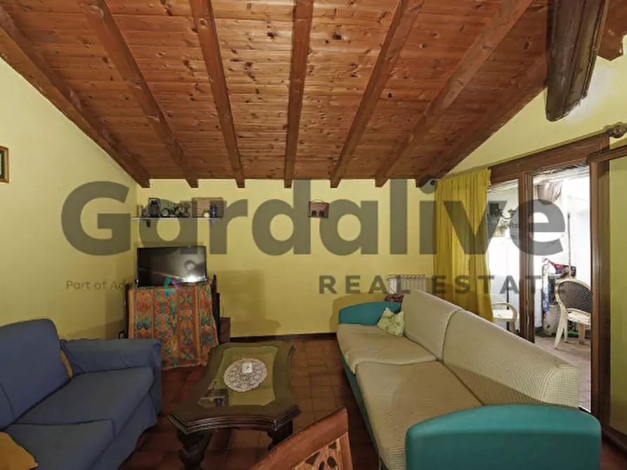 Immagine 6 di Appartamento in vendita  in Via Guglielmo Marconi a Manerba Del Garda