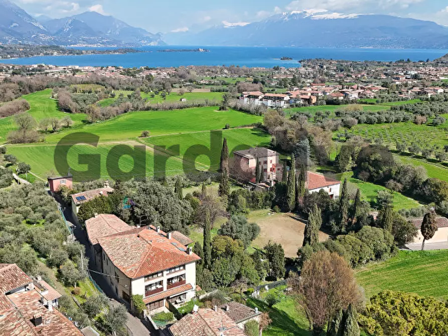 Immagine 18 di Appartamento in vendita  in Via Guglielmo Marconi a Manerba Del Garda