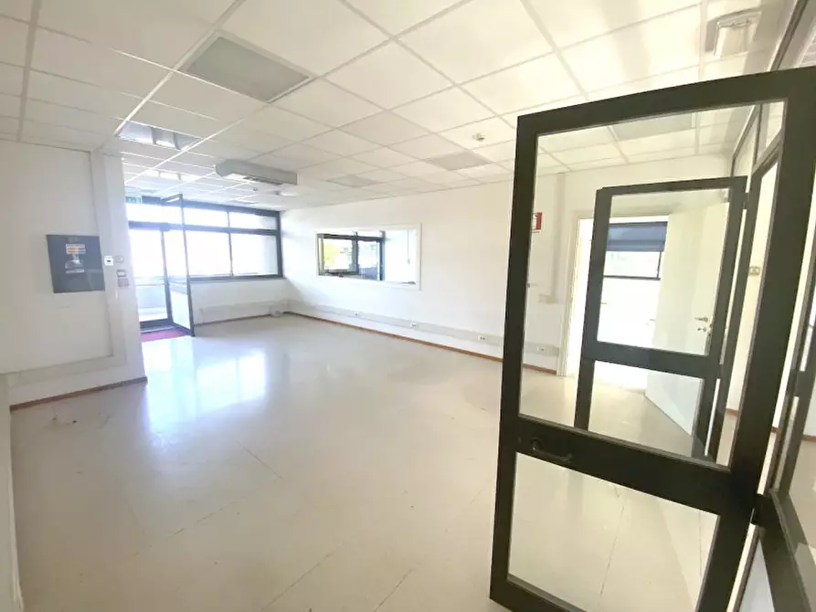 Immagine 6 di Ufficio in affitto  in VIA CAVALCAVIA a Cesena