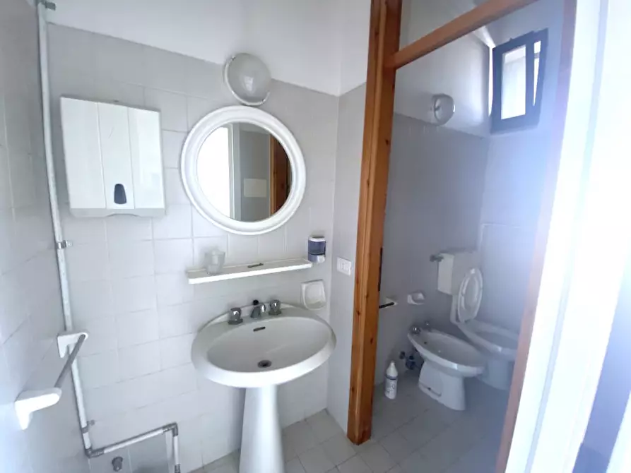 Immagine 19 di Ufficio in affitto  in VIA CAVALCAVIA a Cesena