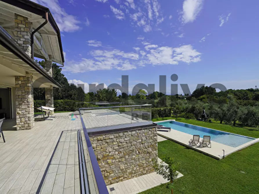 Immagine 6 di Villa in vendita  in Via Balosse a Moniga Del Garda