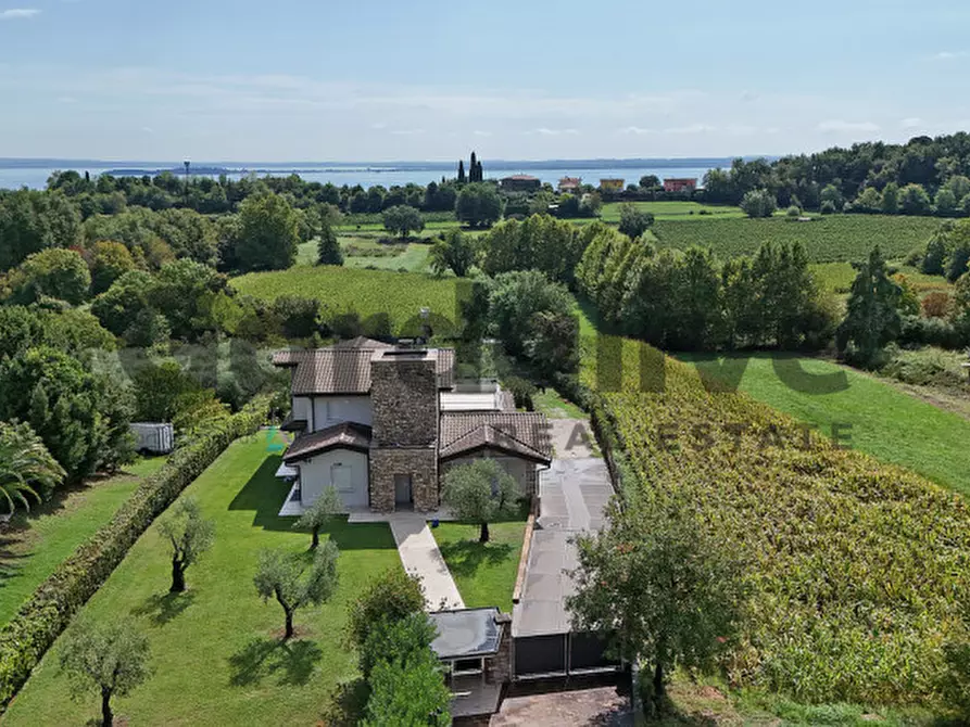 Immagine 13 di Villa in vendita  in Via Balosse a Moniga Del Garda