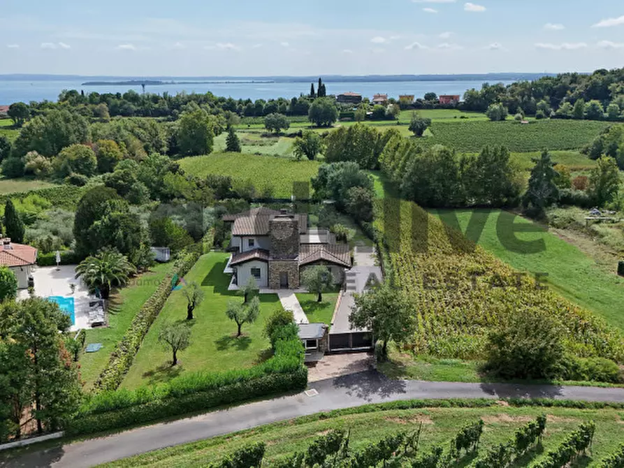 Immagine 29 di Villa in vendita  in Via Balosse a Moniga Del Garda