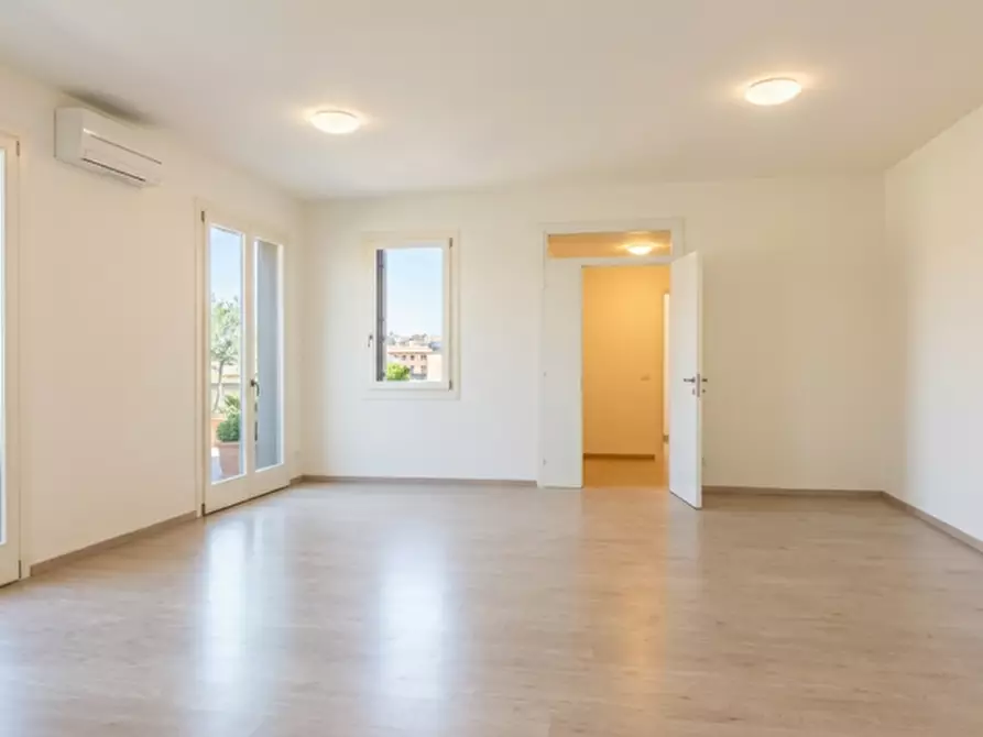 Immagine 1 di Ufficio in affitto  in Via Piave 60 a Montebelluna