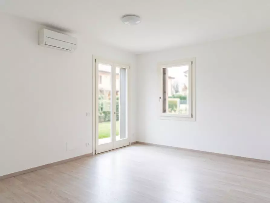 Immagine 4 di Ufficio in affitto  in Via Piave 60 a Montebelluna