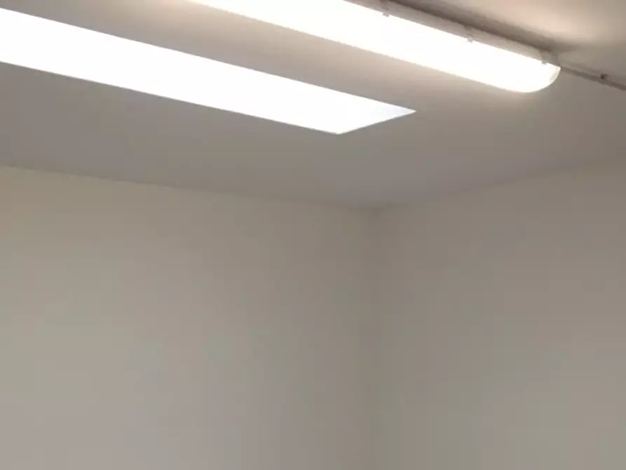 Immagine 18 di Ufficio in affitto  in Via Piave 60 a Montebelluna