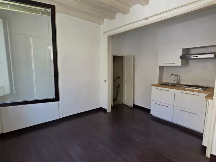 Immagine 5 di Appartamento in affitto  a Vicenza