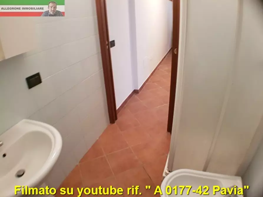 Immagine 13 di Appartamento in affitto  in via giudi a Pavia