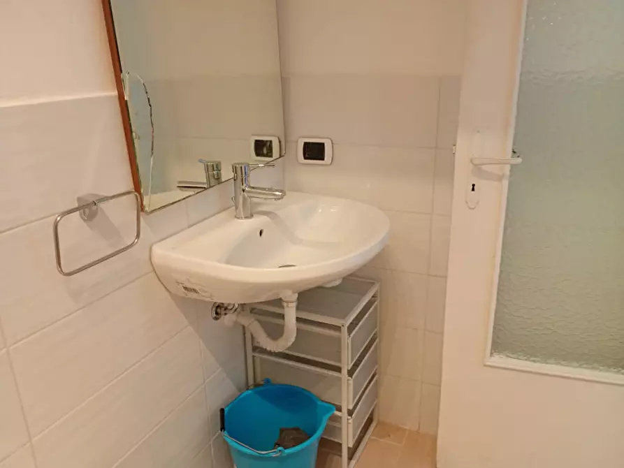 Immagine 4 di Monolocale in affitto  in Corso Vittorio Emanuele a Napoli