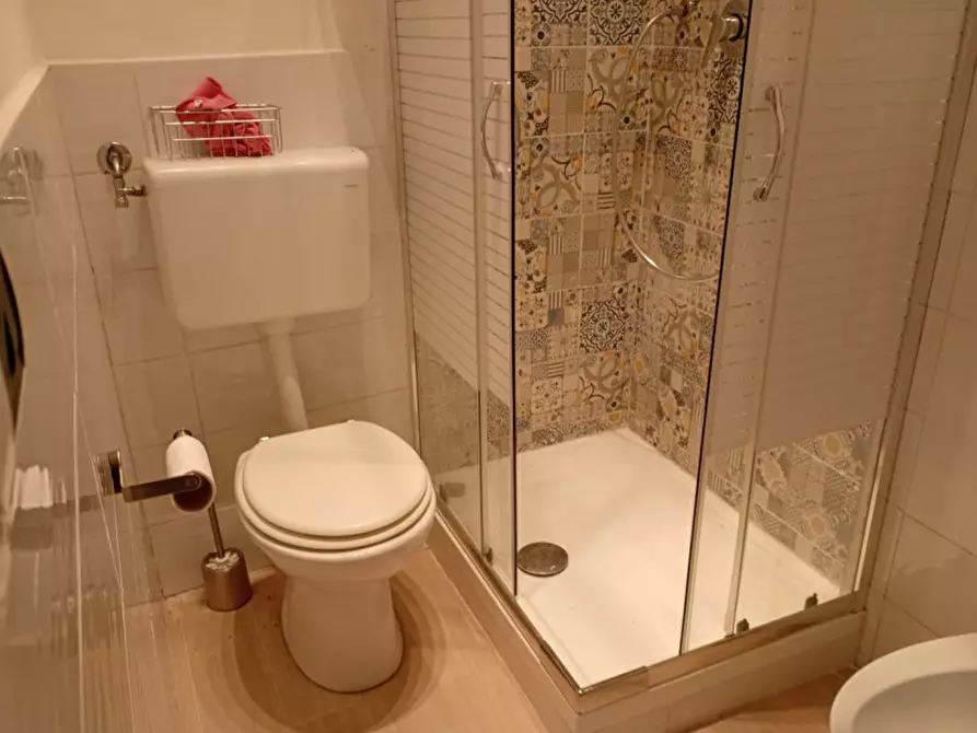 Immagine 7 di Monolocale in affitto  in Corso Vittorio Emanuele a Napoli