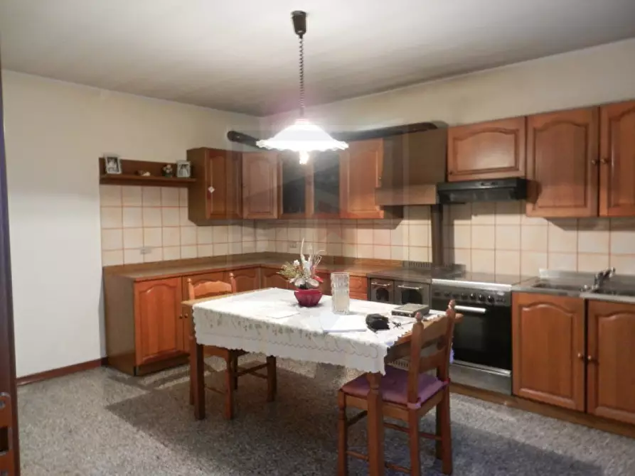 Immagine 2 di Rustico / casale in vendita  a Velo D'astico