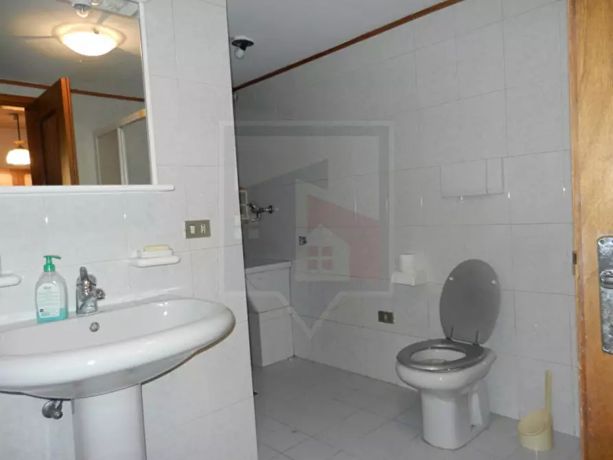 Immagine 6 di Rustico / casale in vendita  a Velo D'astico