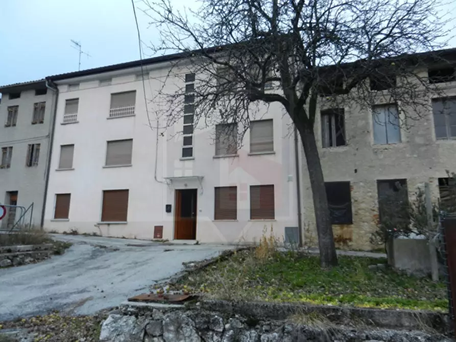 Immagine 20 di Rustico / casale in vendita  a Velo D'astico