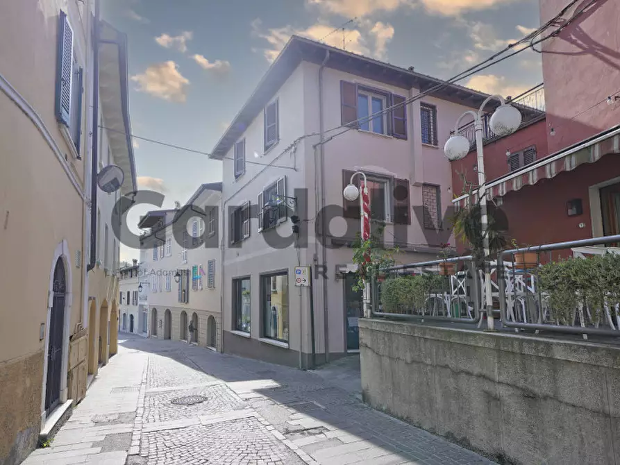 Immagine 11 di Appartamento in vendita  in Via chiesa a Padenghe Sul Garda