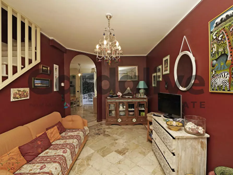 Immagine 5 di Villetta a schiera in vendita  in Via Panoramica a Manerba Del Garda