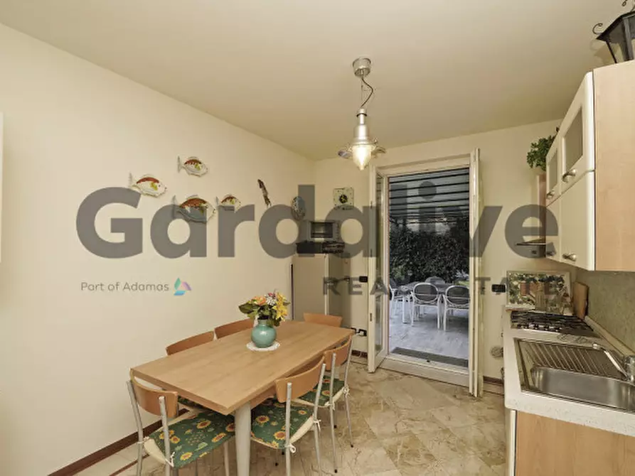 Immagine 9 di Villetta a schiera in vendita  in Via Panoramica a Manerba Del Garda